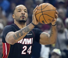 开云中国区-热火迎战76人 鲍威尔缺阵 维金斯&amp;哈克斯&amp;希罗出战