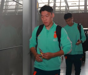 开云官方-记者：朱辰杰联赛轮轮首发几乎扛满全场，实在是太累了