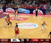 开云官网首页-笑喷！比利时女篮球员冲撞张子宇，结果自己人仰马翻受伤离场