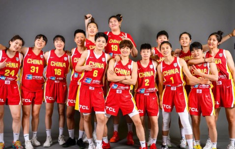 开云中国区-女篮大胜南苏丹，宫鲁鸣迎来2喜1忧，4大黑马崛起将有望冲冠