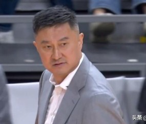 开云中国区-杨鸣：杜锋4个月前还是全运会冠军 达不到球迷预期争议就立刻出来