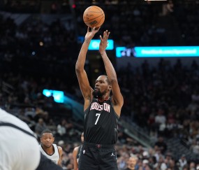 开云中国区-杜兰特生涯第343场至少30分且TS60%+ 历史第二多&amp;詹姆斯411第一